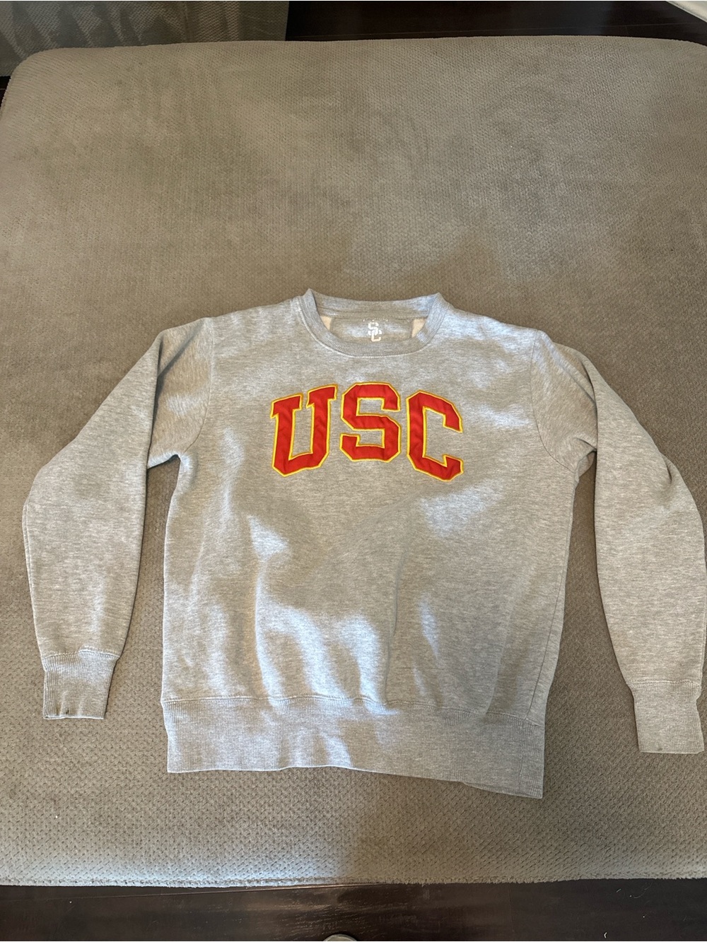 USC Logo Grey Crewneck Sweatshirt - Classic Collegiate Style
